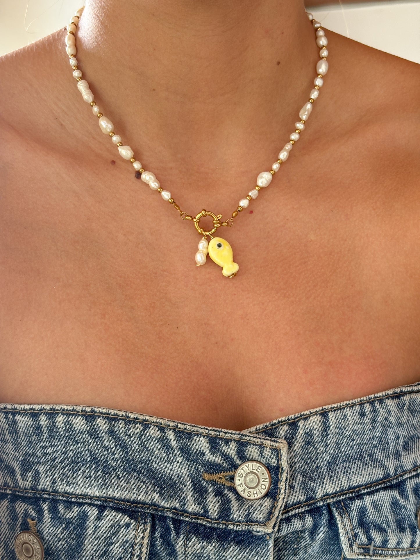 Collar perlas timón