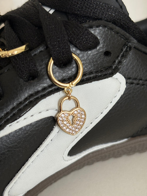 Charm corazón circon