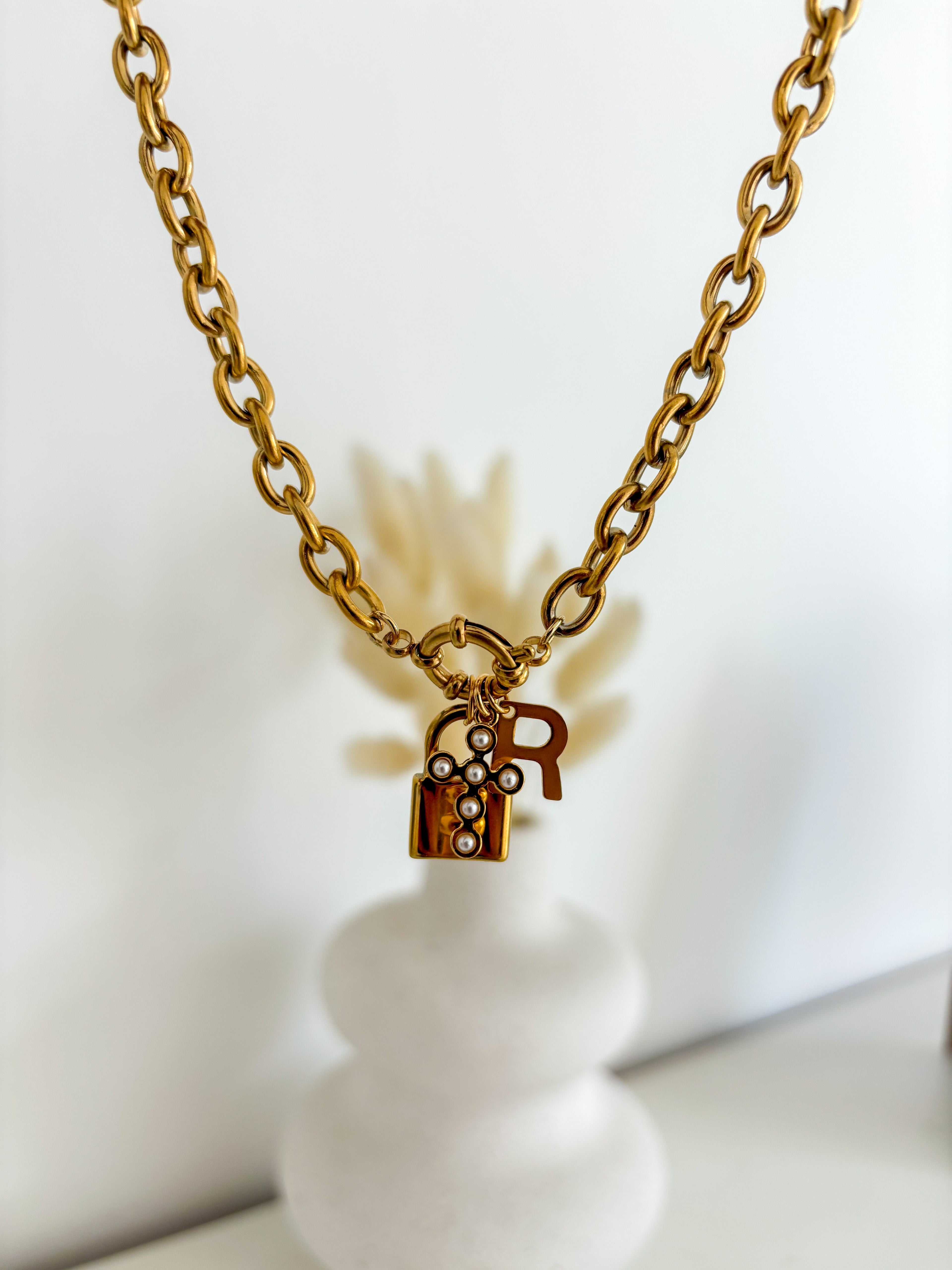 Collar encanto timón