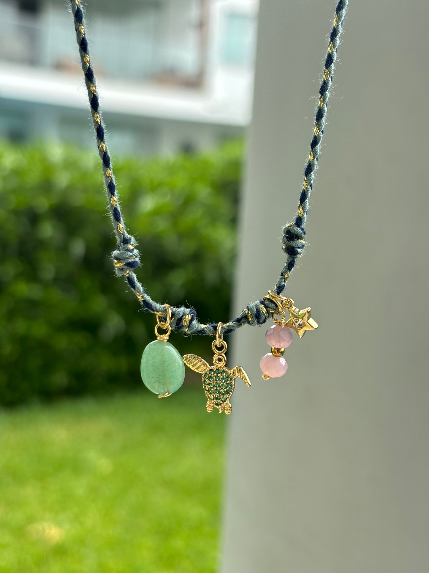 Collar encanto nudos