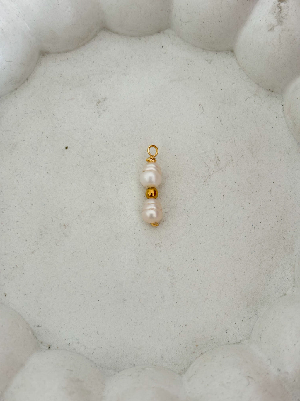 Línea de perlas de río