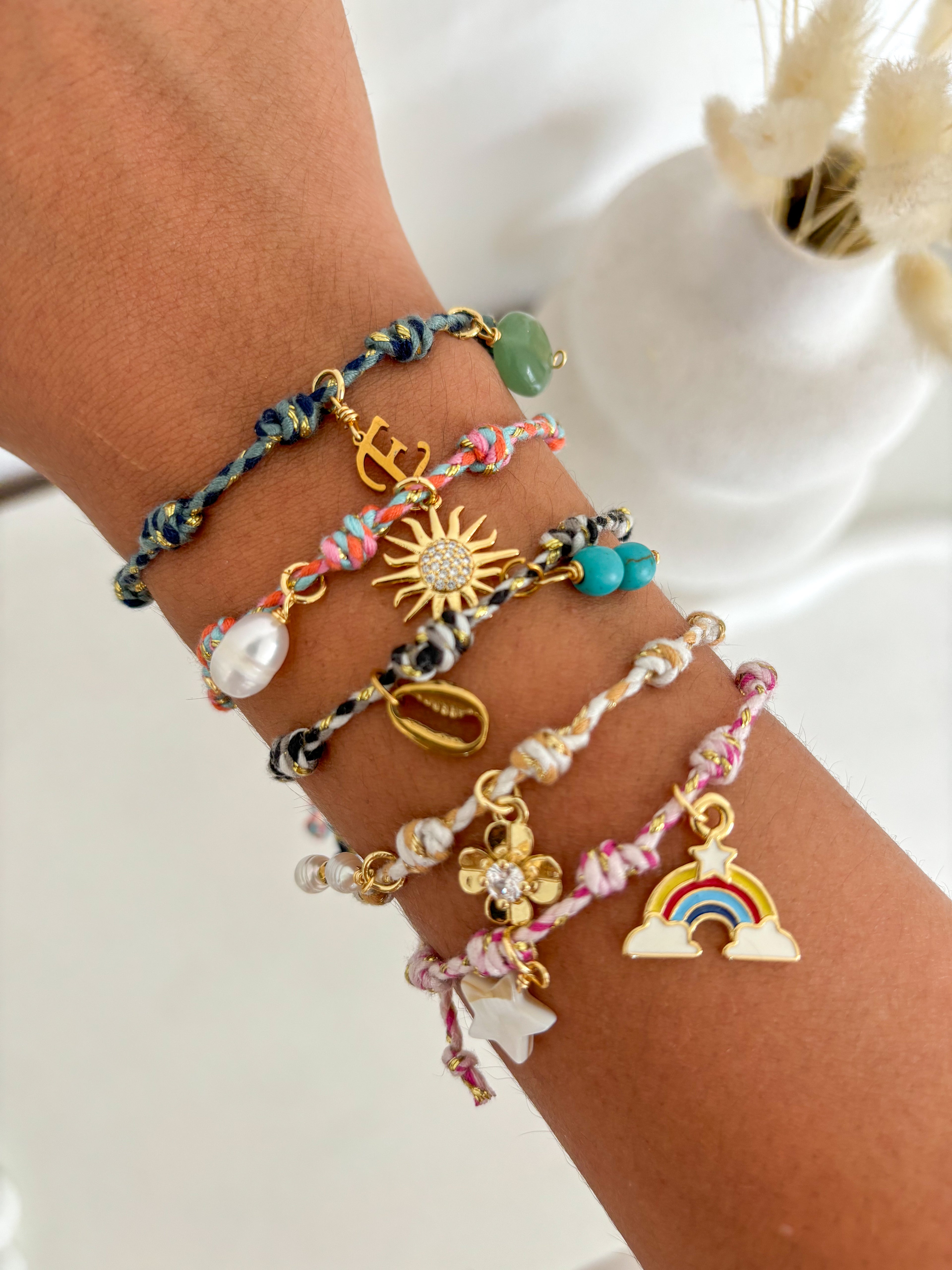 Pulsera encanto nudos