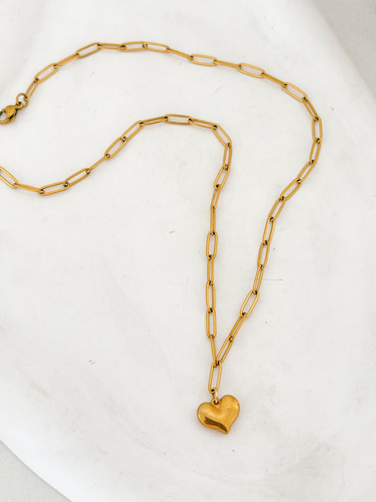 Collar corazón sagrado