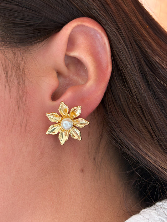 Aretes flor perla
