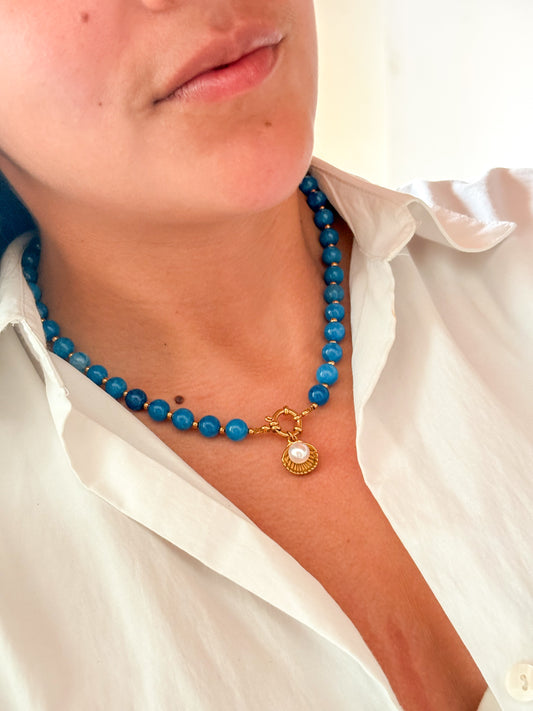 Collar calcitas azulino